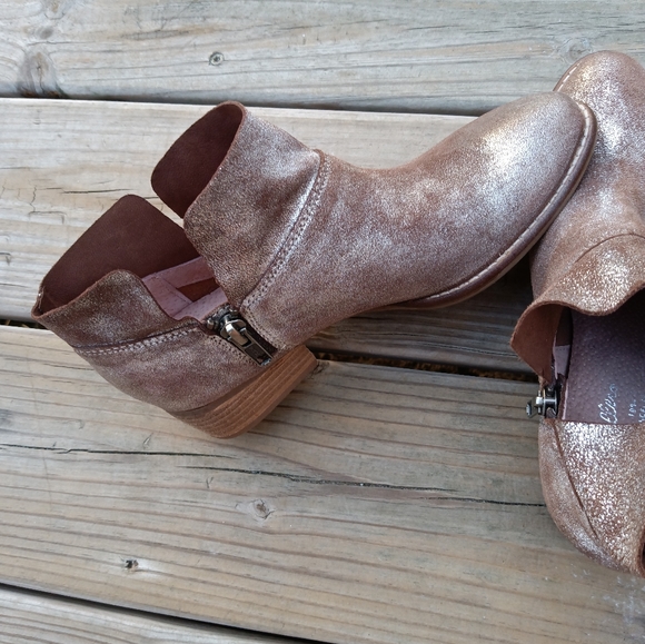 🆕Seychelles | Metallic Silver Brown Leather Ankle Booties Women's Size 6 - Picture 6 of 12